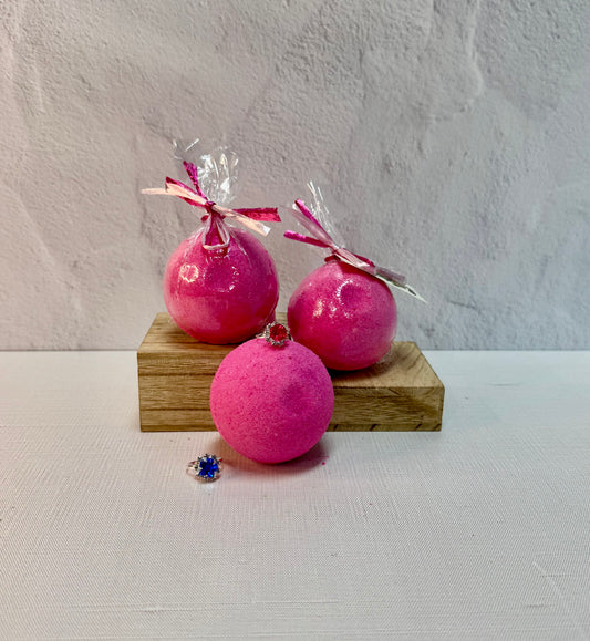 Mystery Ring Bath bomb