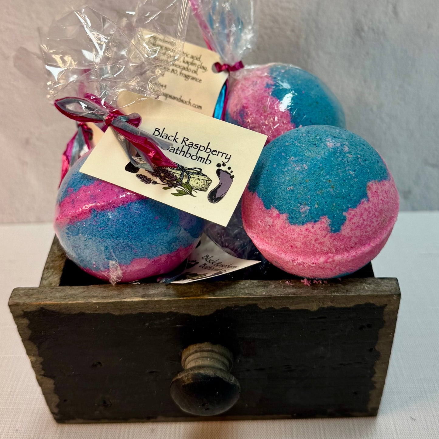 Black Raspberry Bath Bomb