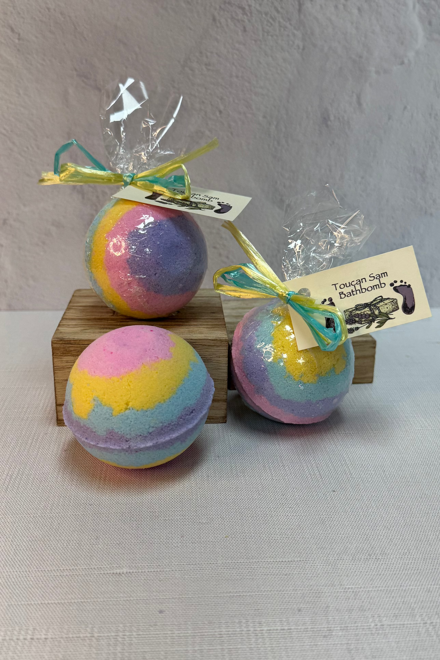 Toucan Sam Bath Bomb