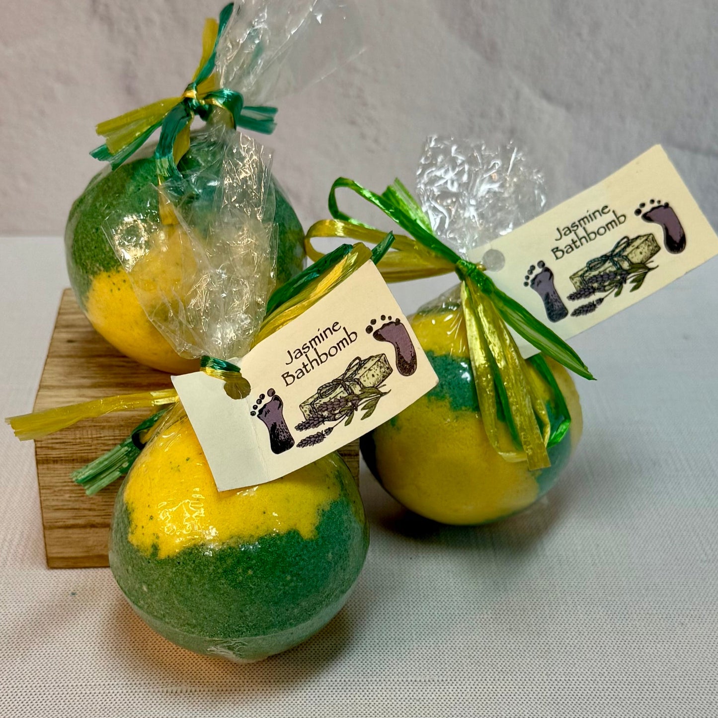 Jasmine Bath Bomb