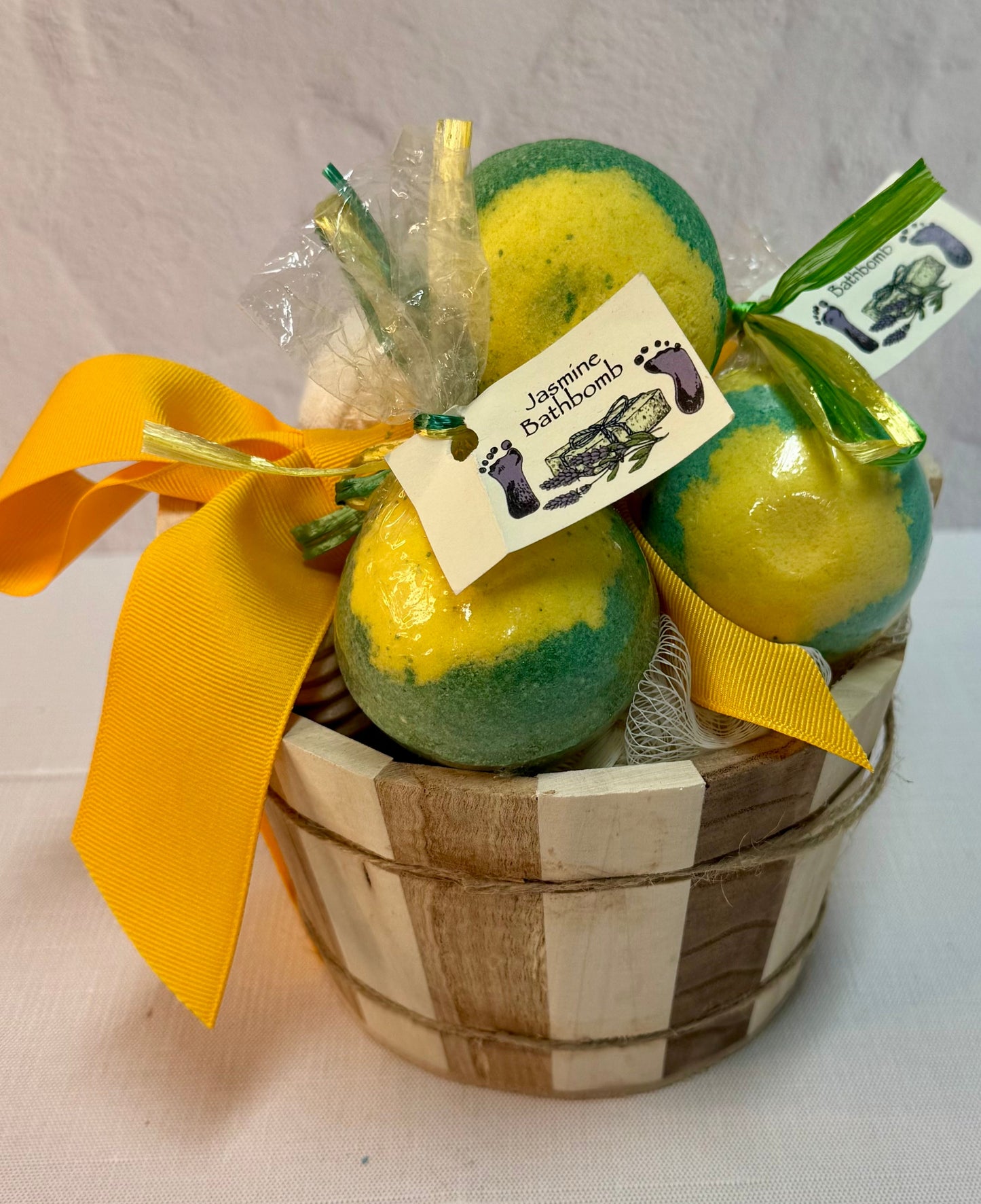 Jasmine Bath Bomb