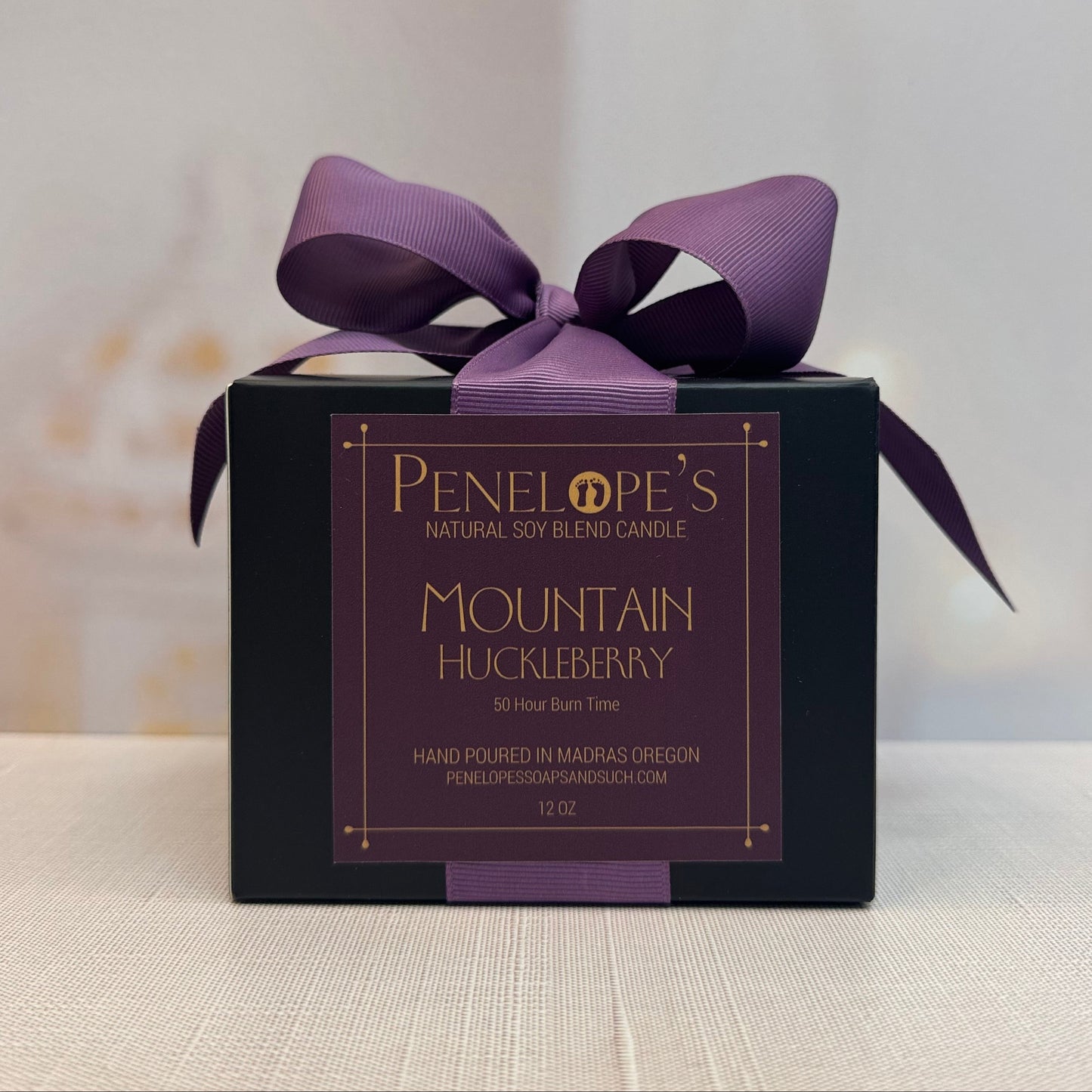 Mountain Huckleberry - 12oz Luxury Candle