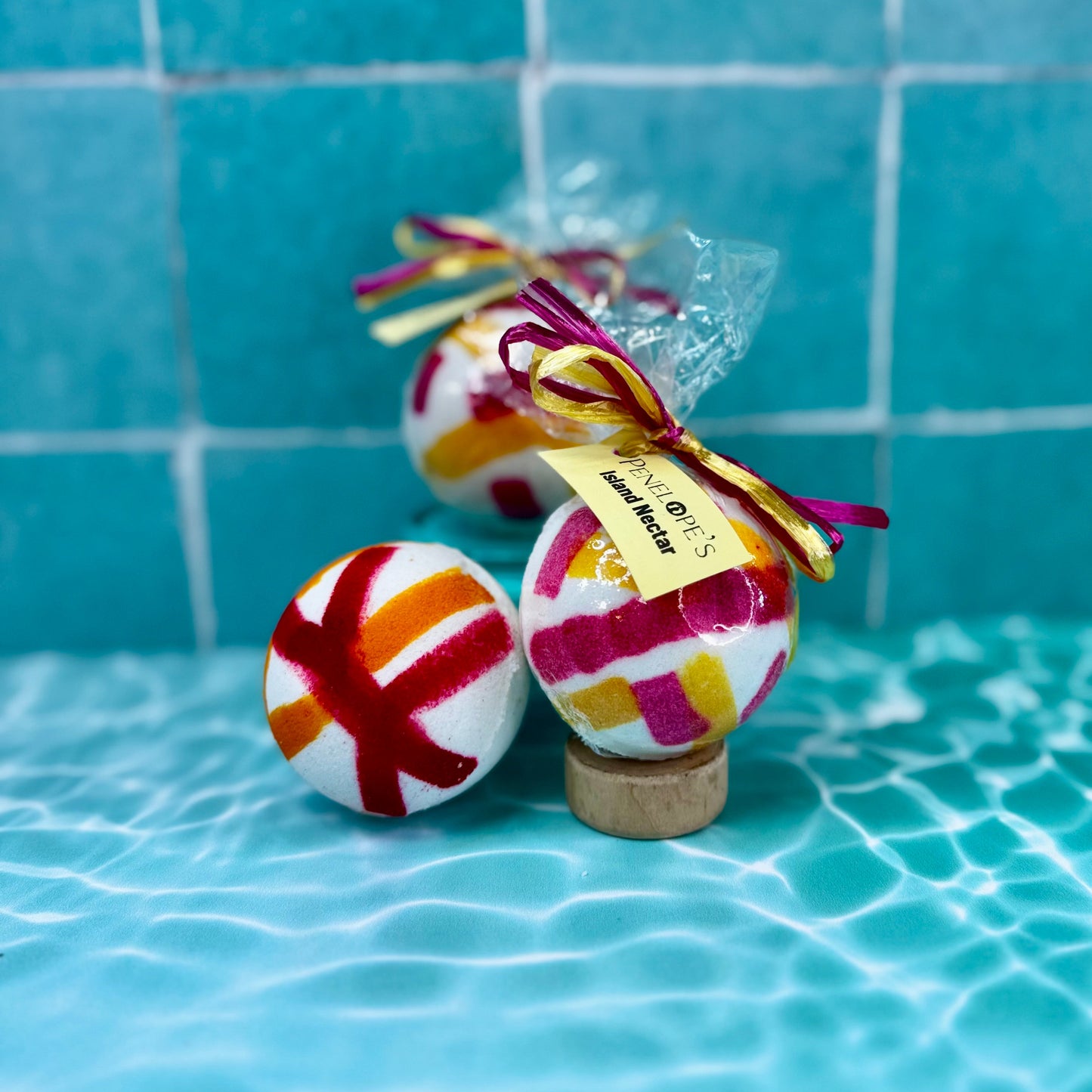 Island Nectar Bath Bomb